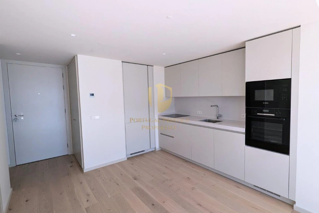 Apartamento T1 para Venda em Parque das Nações Foto 6