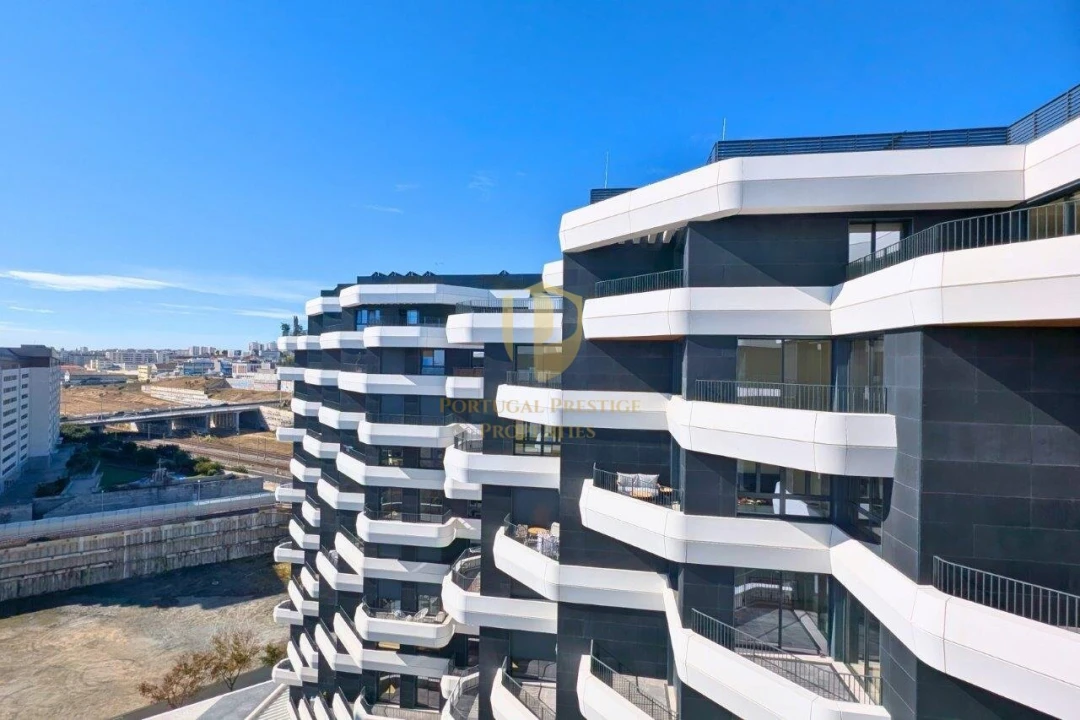 Apartamento T1 para Venda em Parque das Nações Foto 13