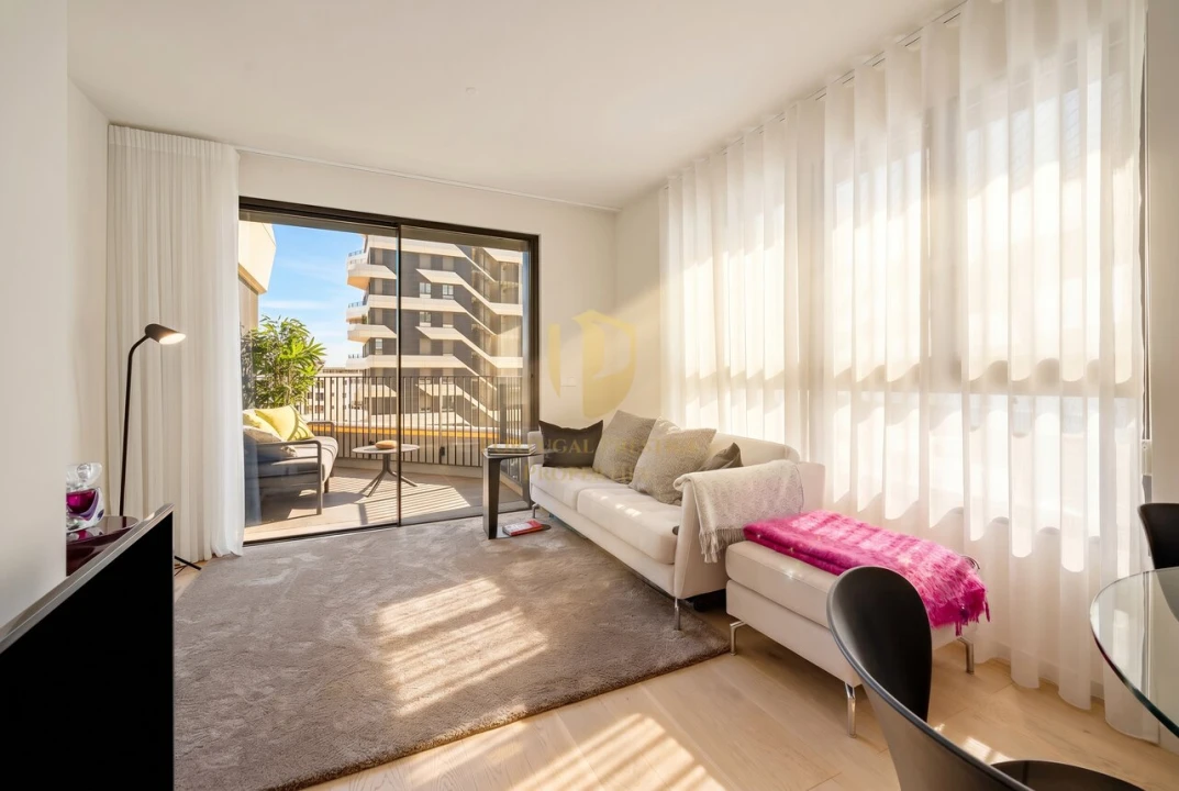 Apartamento T1 para Venda em Parque das Nações Foto 5