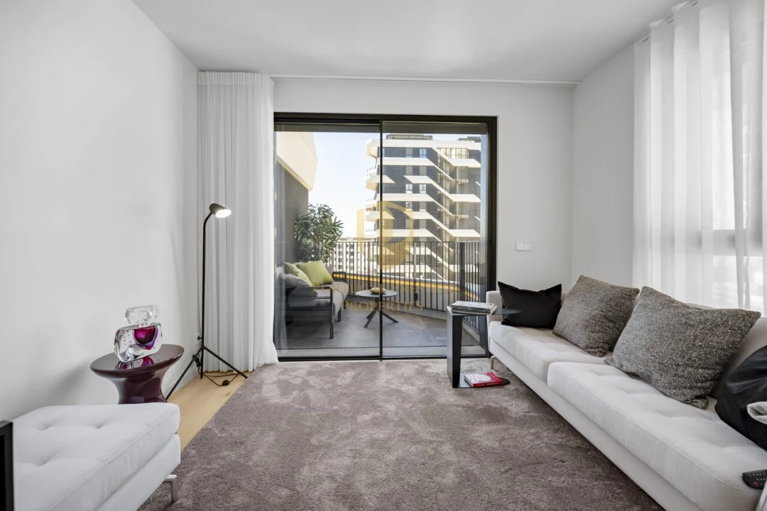 Apartamento T1 para Venda em Parque das Nações Foto 14