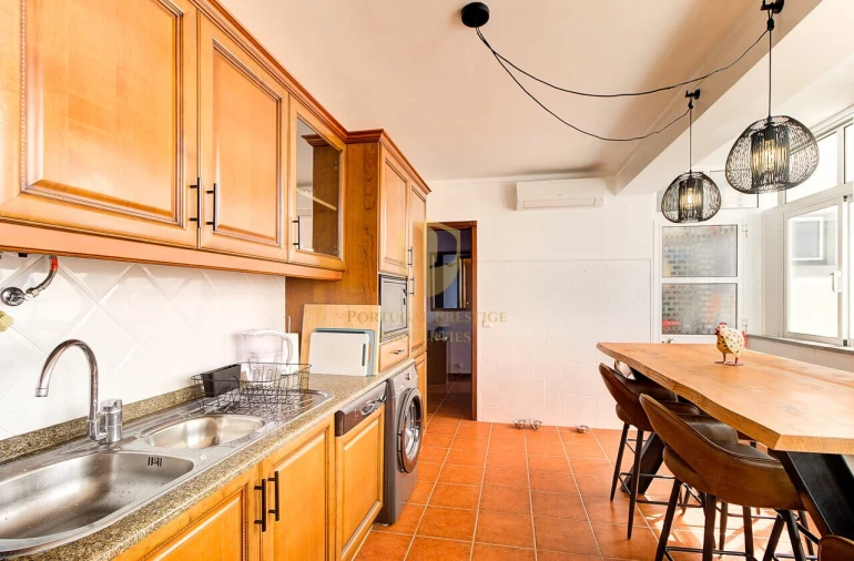 Apartamento T2 para Venda em Vila Real de Santo Antonio Foto 8