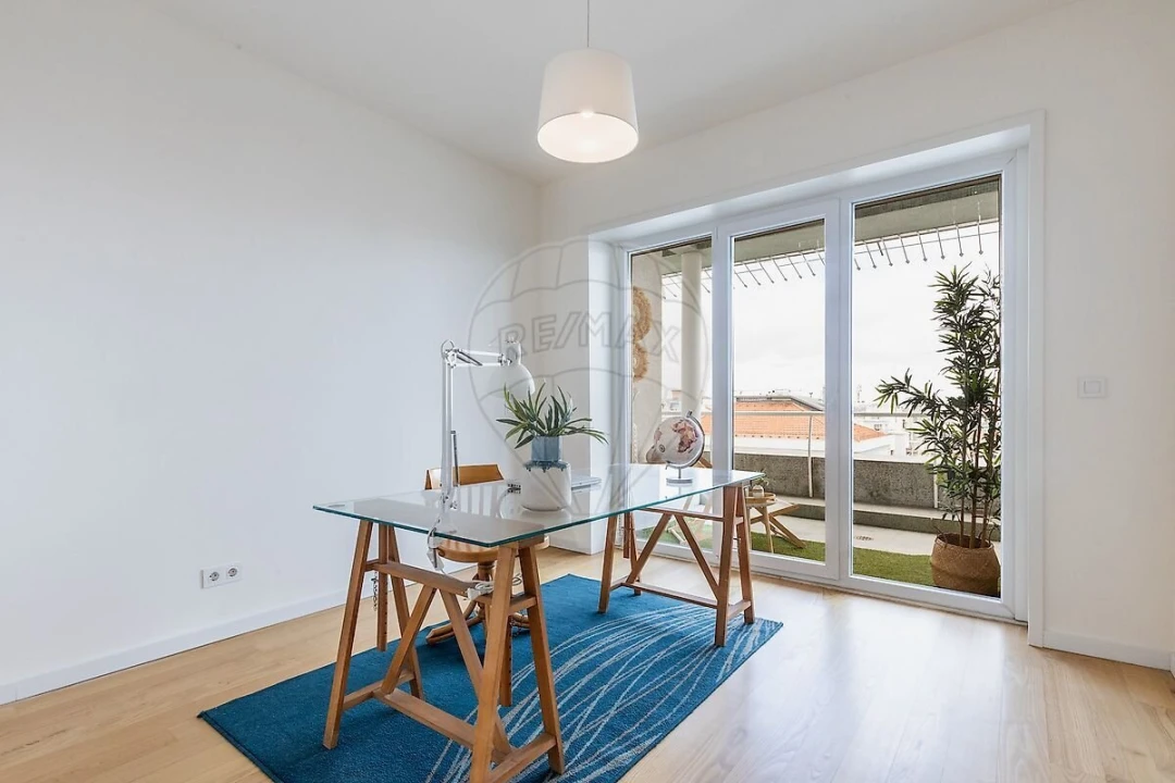Apartamento T4 para Venda em Avenidas Novas Foto 15