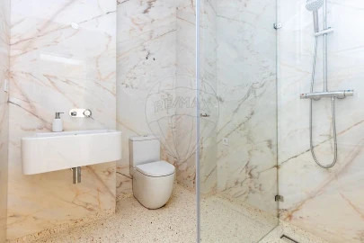 Apartamento T4 para Venda em Avenidas Novas