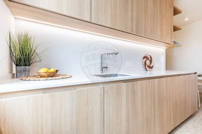 Apartamento T4 para Venda em Avenidas Novas