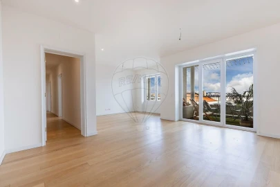 Apartamento T4 para Venda em Avenidas Novas
