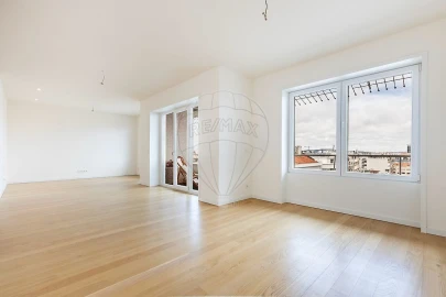 Apartamento T4 para Venda em Avenidas Novas