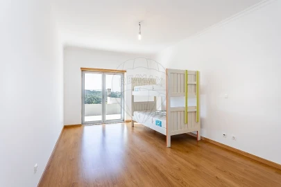 Moradia T4 para Venda em Mafra