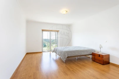 Moradia T4 para Venda em Mafra