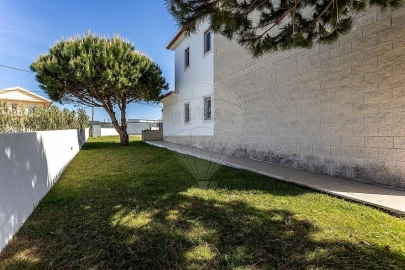 Moradia T4 para Venda em Mafra
