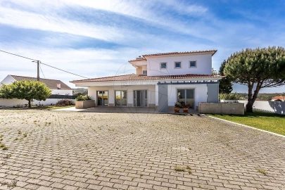 Moradia T4 para Venda em Mafra