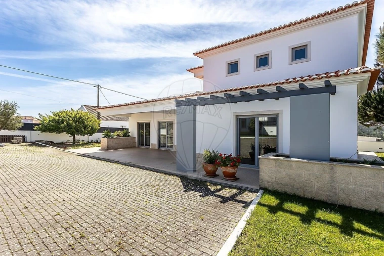 Moradia T4 para Venda em Mafra Foto 7
