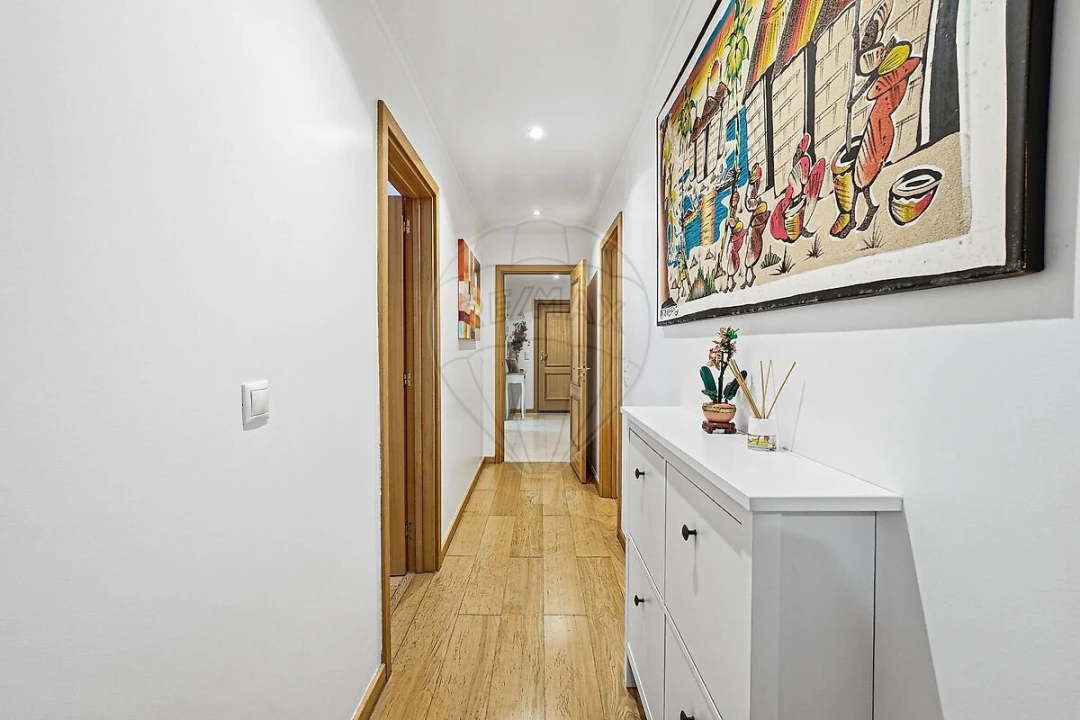 Apartamento T2 para Venda em Lumiar Foto 14