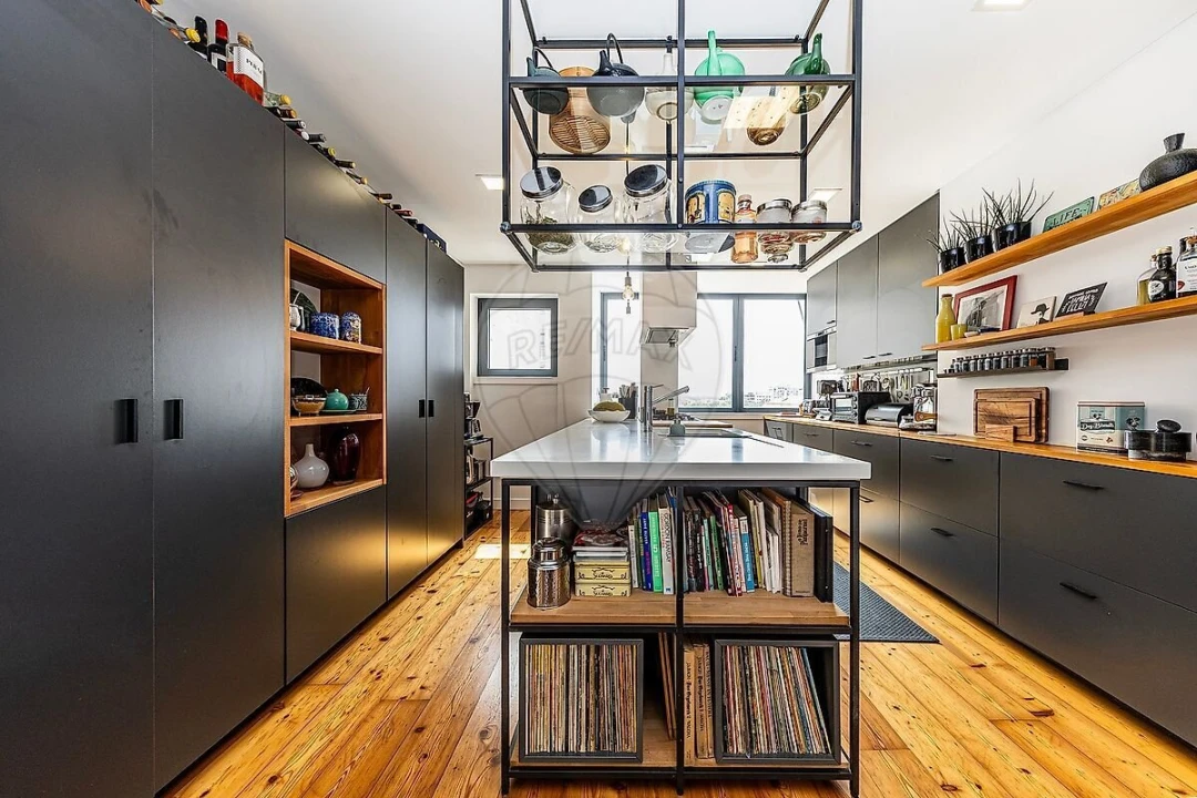 Apartamento T3 para Venda em Alvalade Foto 14
