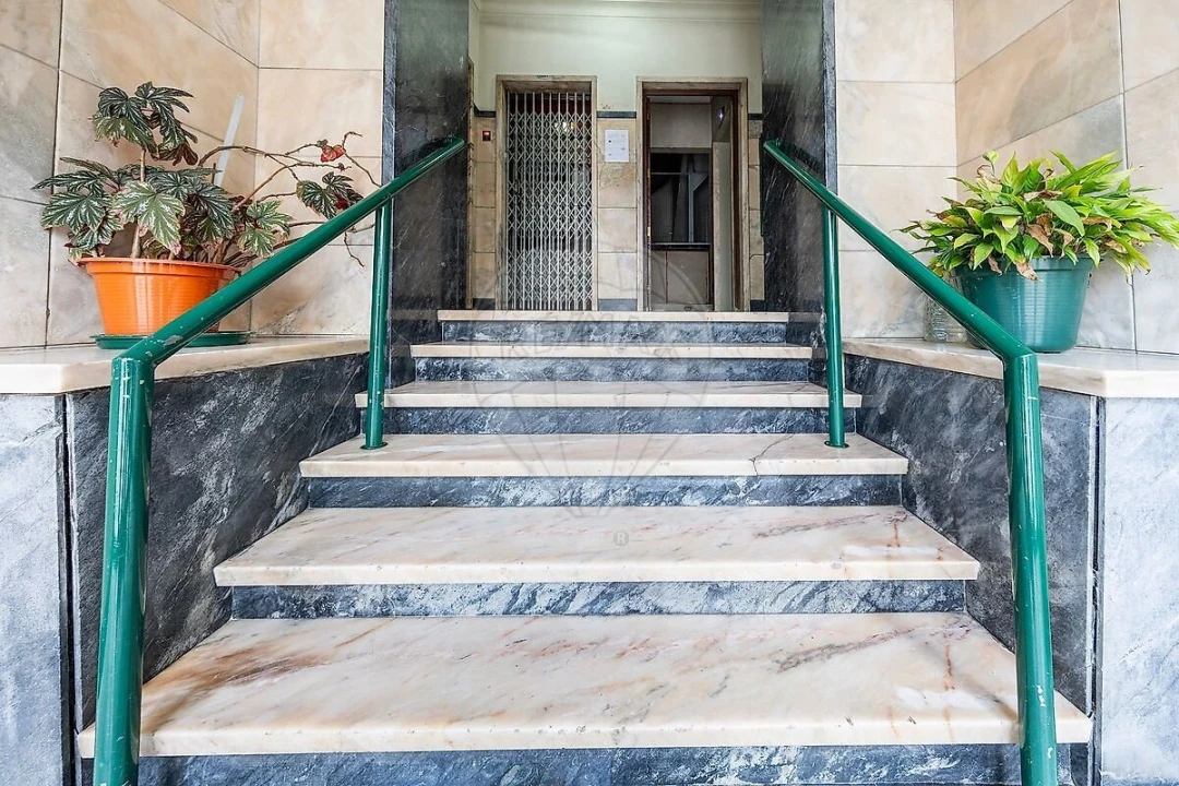 Apartamento T3 para Venda em Alvalade Foto 34