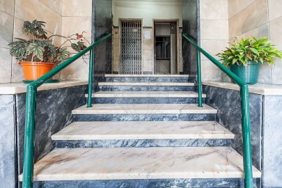 Apartamento T3 para Venda em Alvalade