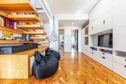 Apartamento T3 para Venda em Alvalade