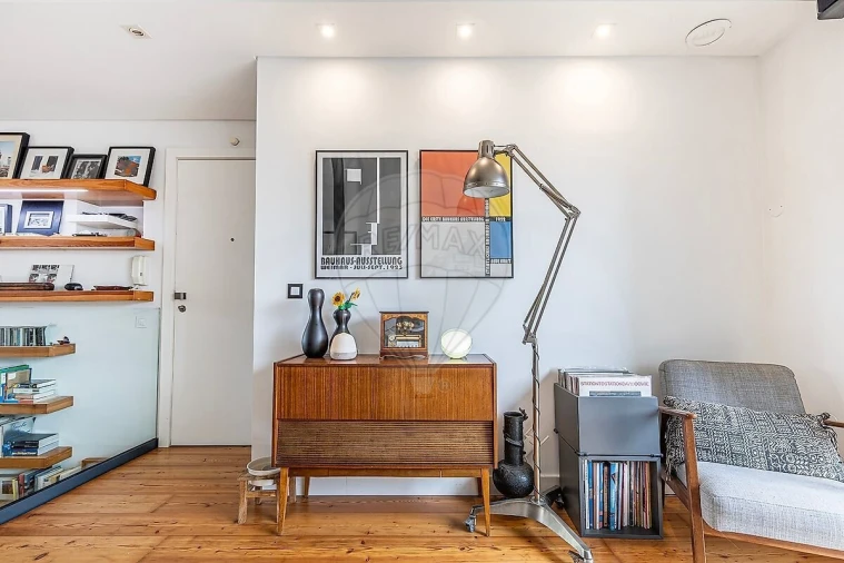 Apartamento T3 para Venda em Alvalade Foto 7