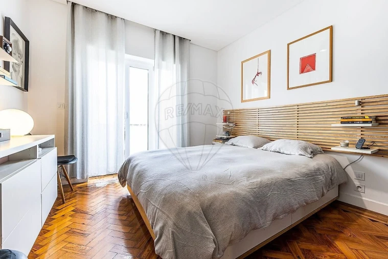Apartamento T3 para Venda em Alvalade Foto 23