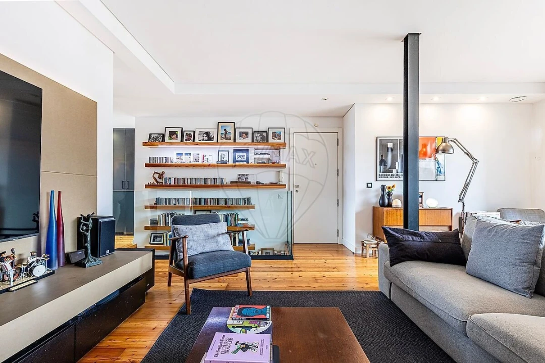 Apartamento T3 para Venda em Alvalade Foto 6