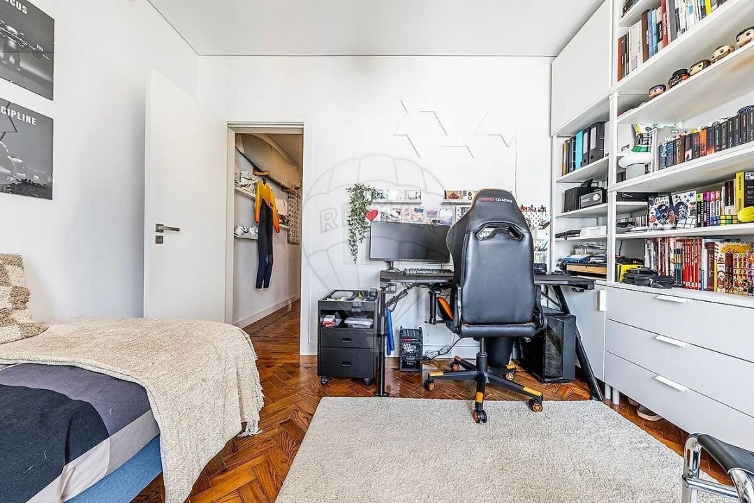Apartamento T3 para Venda em Alvalade Foto 28