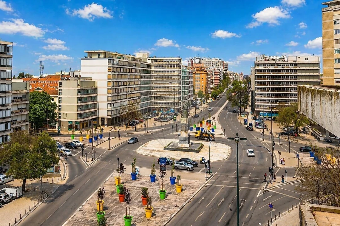 Apartamento T3 para Venda em Alvalade Foto 3