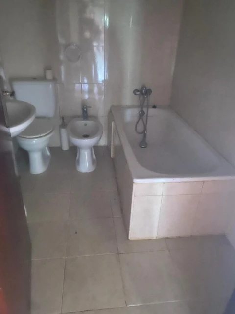 Apartamento T2 para Venda em Sé Nova, Santa Cruz, Almedina e São Bartolomeu