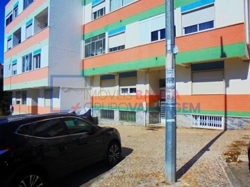 Apartamento T2 para Venda em Rio de Mouro