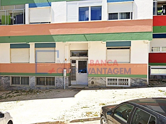 Apartamento T2 para Venda em Rio de Mouro Foto 3