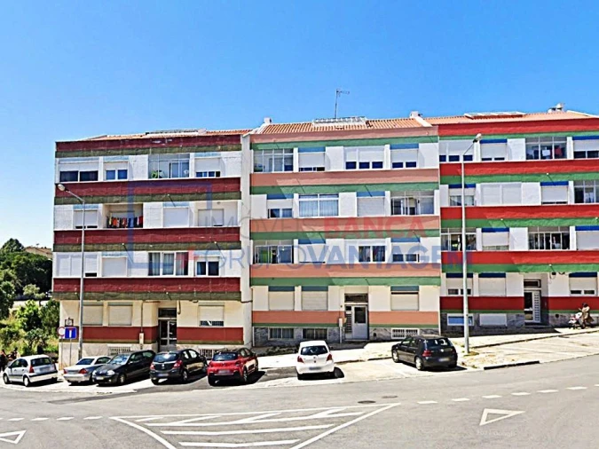 Apartamento T2 para Venda em Rio de Mouro Foto 8