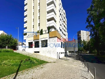 Apartamento T6 para Venda em Penha de França
