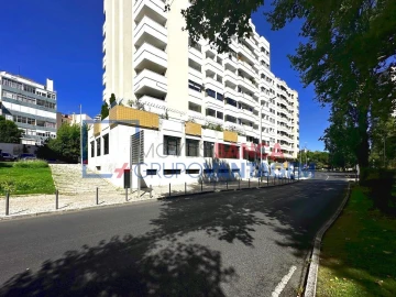 Apartamento T6 para Venda em Penha de França