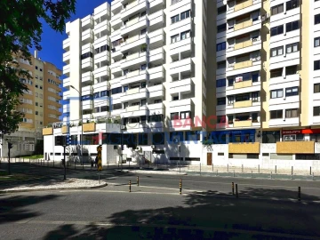 Apartamento T6 para Venda em Penha de França