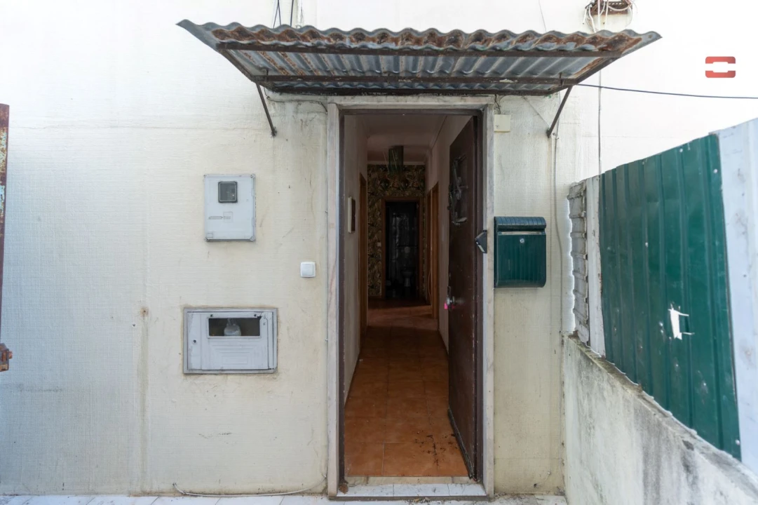 Prédio para Venda em Encosta do Sol Foto 19