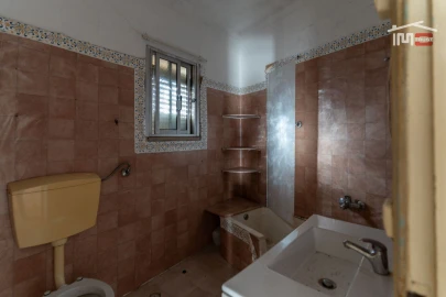 Prédio para Venda em Encosta do Sol