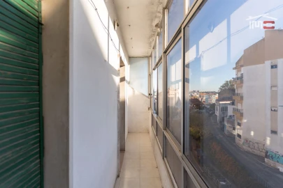 Prédio para Venda em Encosta do Sol