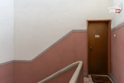 Prédio para Venda em Encosta do Sol