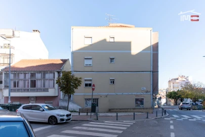Prédio para Venda em Encosta do Sol