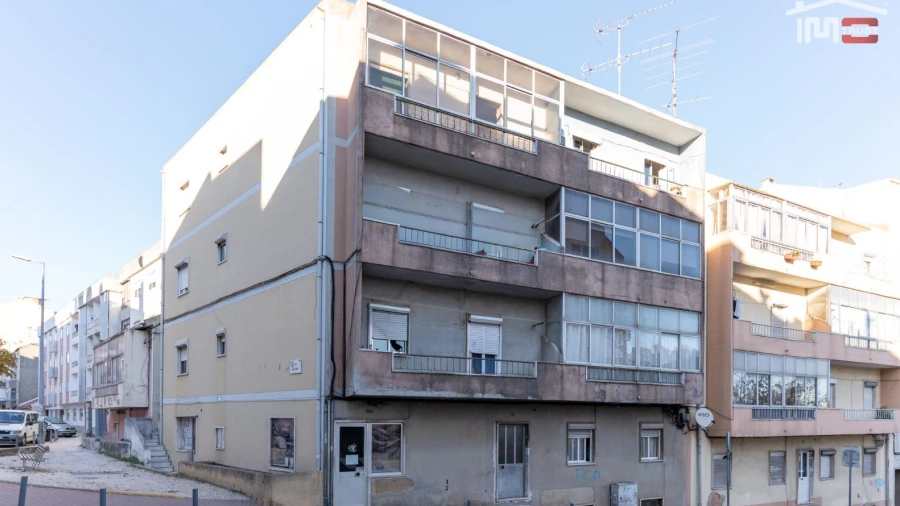 Prédio para Venda em Encosta do Sol