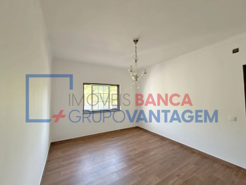 Moradia T2 para Venda em Meca Foto 7