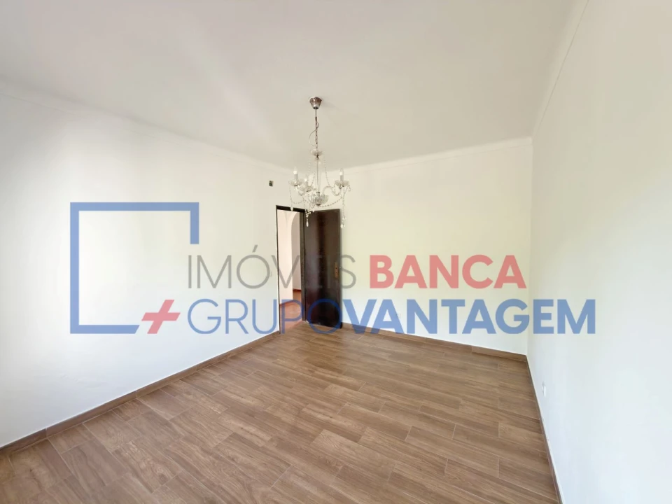 Moradia T2 para Venda em Meca Foto 9
