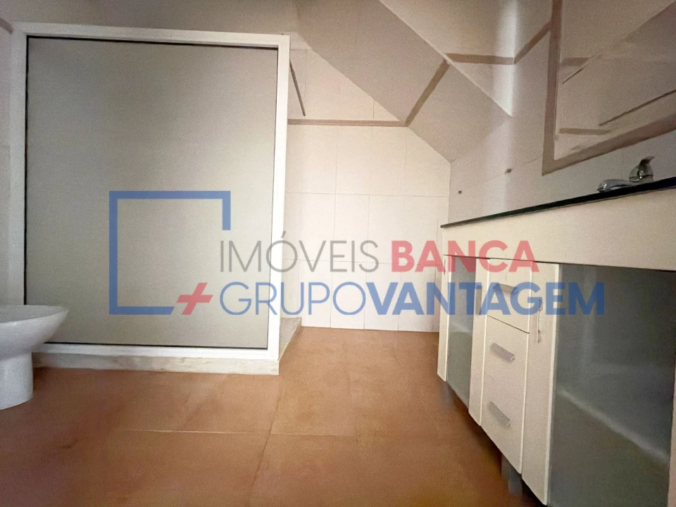 Moradia T2 para Venda em Meca Foto 26