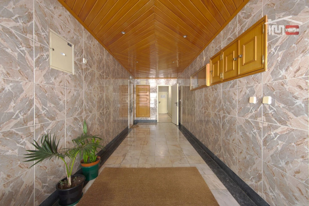 Apartamento T2 para Venda em Cacém e São Marcos Foto 2