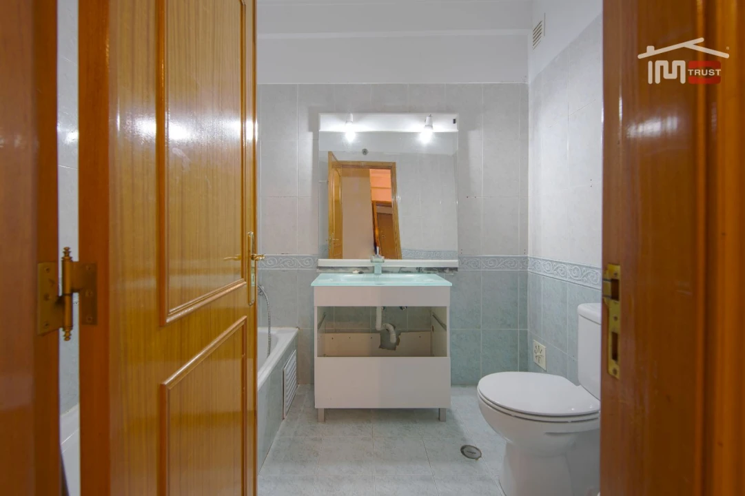 Apartamento T2 para Venda em Cacém e São Marcos Foto 23