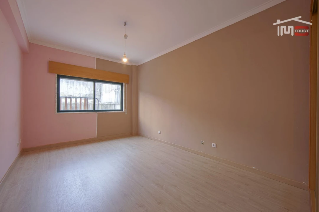 Apartamento T2 para Venda em Cacém e São Marcos Foto 29