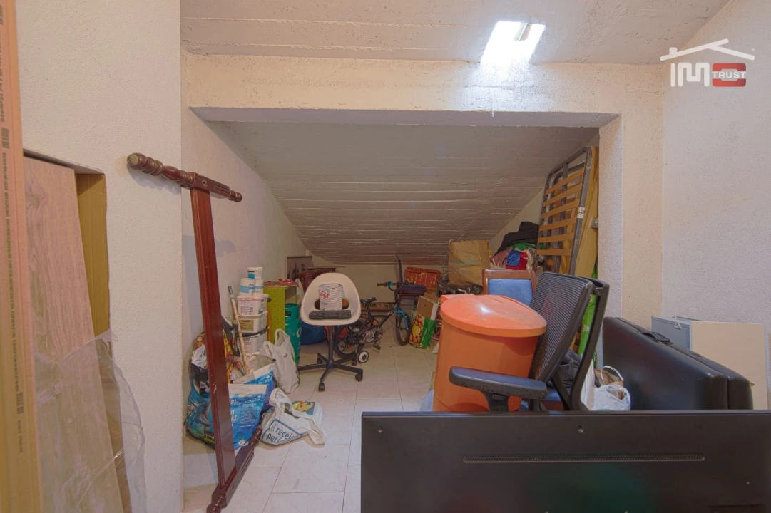 Apartamento T2 para Venda em Cacém e São Marcos Foto 35