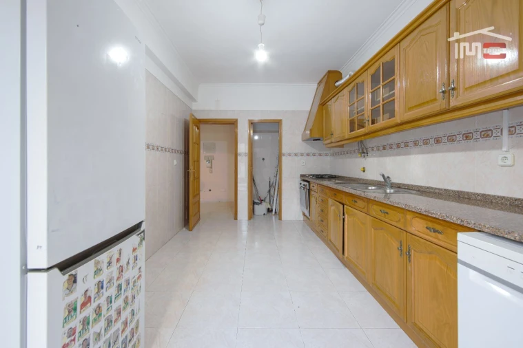 Apartamento T2 para Venda em Cacém e São Marcos Foto 14