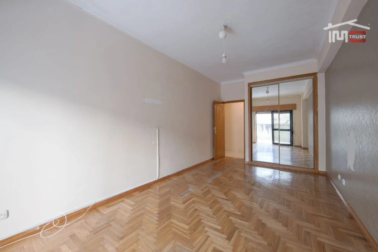 Apartamento T2 para Venda em Cacém e São Marcos Foto 20