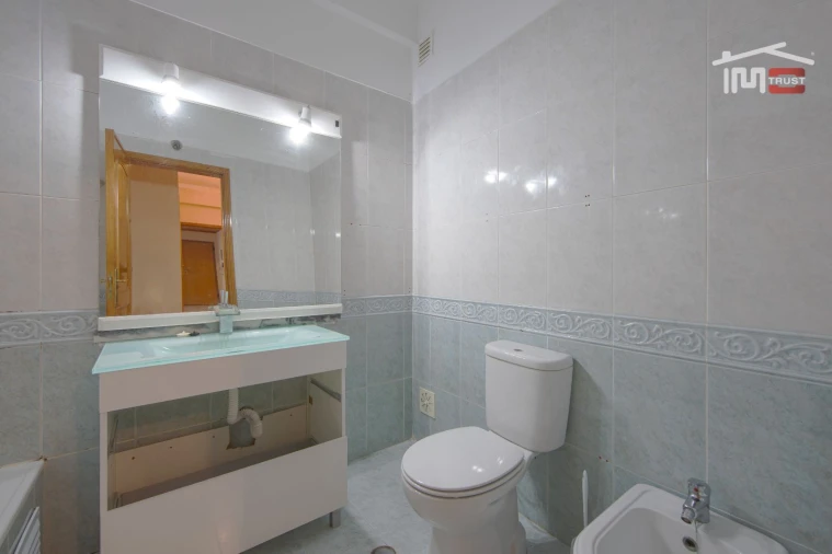 Apartamento T2 para Venda em Cacém e São Marcos Foto 25