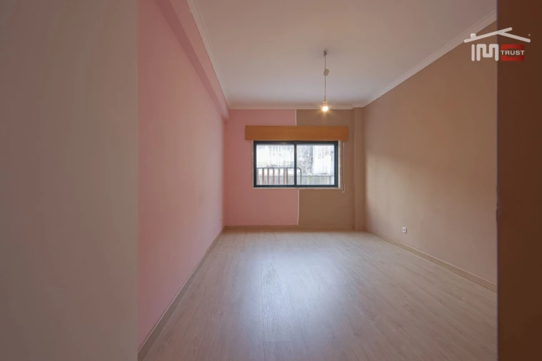 Apartamento T2 para Venda em Cacém e São Marcos Foto 28
