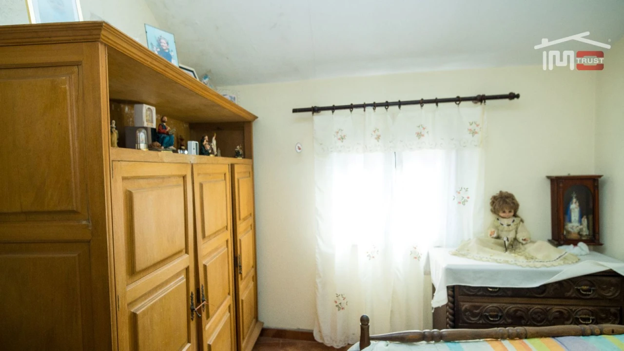 Moradia T5 para Venda em Castro Daire Foto 7